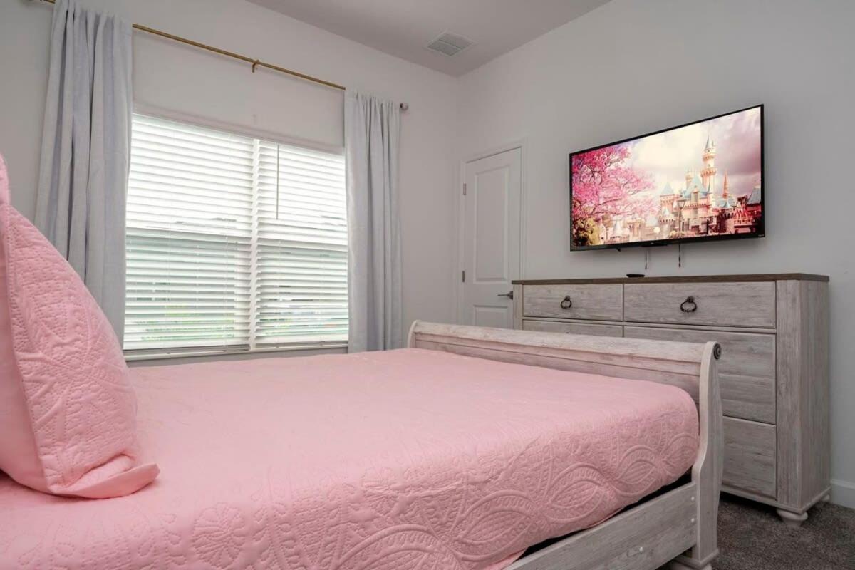 Gorgeous 4bd With Pool At Storey 4475 Hébergement de vacances