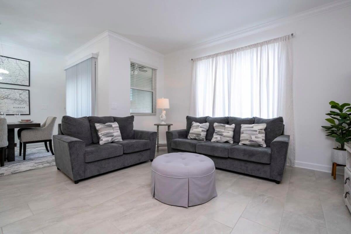 Gorgeous 4bd With Pool At Storey 4475 Hébergement de vacances *